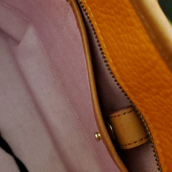 Dooney & Bourke Tote - Picture 10 of 12